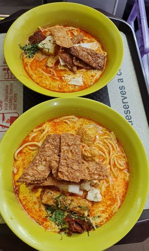 Nice colour ~ 13/6/22 at Yu Yuan Vegetarian Stall 裕元齋素食 in Central Singapore