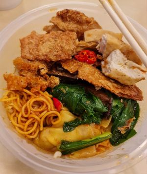 Very filling , Dry Noodle ~ 27/12/22 at Yu Yuan Vegetarian Stall 裕元齋素食 in Central Singapore