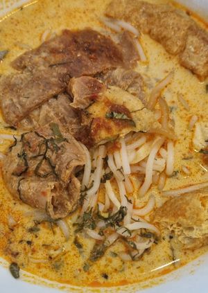 Laksa at Yu Yuan Vegetarian Stall 裕元齋素食 in Central Singapore