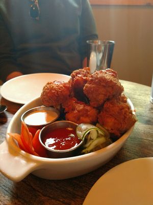 Cauliflower Wings at The Gold Leaf in Fort Collins