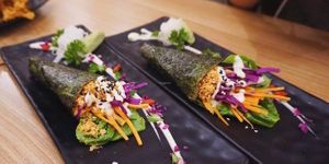 Fresh Vegetable Handroll
Crispy seaweed with fresh vegetable.
Homemade eggless mayonnaise. Super yummy handroll.
 at Sushi Kitchen in Penang