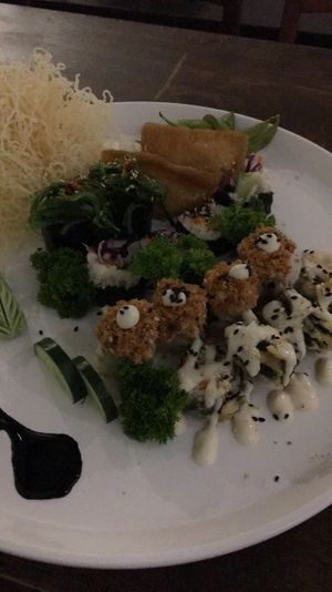 happiness family. gives you a great overview on their offers at Sushi Kitchen in Penang