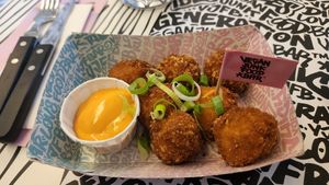Mac and cheese betterballs (the side sauce is like mayo) at Vegan Junk Food Bar - 2D in Amsterdam