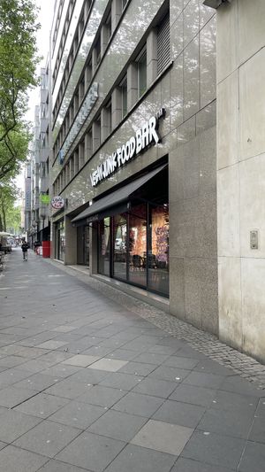 Eingang / Außenansicht  at Vegan Junk Food Bar - 2D in Amsterdam