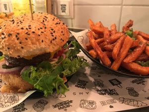 Burger at Vegan Junk Food Bar - 2D in Amsterdam