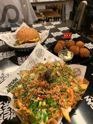 So goooood at Vegan Junk Food Bar - 2D in Amsterdam