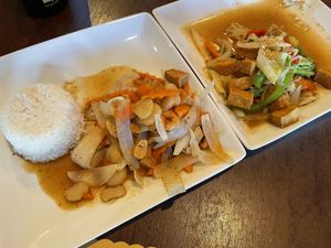 Full of flavor  at Royal Thai in Heath
