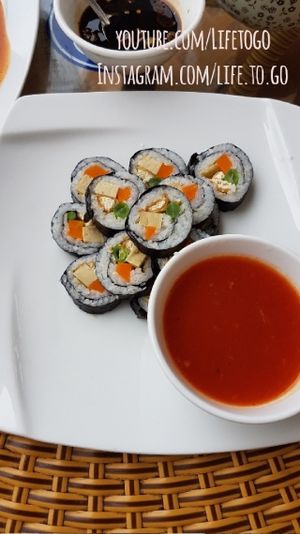 Sushi ❤ VEGAN - 30.000 VND at An Nhien in Hue