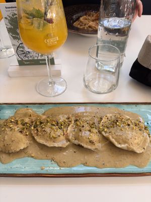 Mango Spritz & Ravioli  at Verdechiaro in Palermo