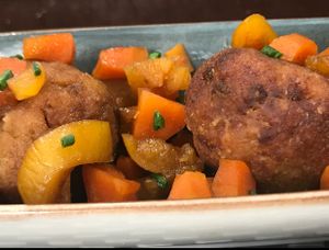 albóndigas de lentejas rojas. at Lluvia in Alicante