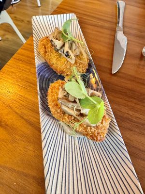 Croquetas de Shitake del menú   at Lluvia in Alicante
