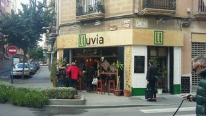 A buzzing atmosphere  at Lluvia in Alicante