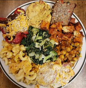 'Thanks Living' at Ninth Square Market Caribbean Style in New Haven