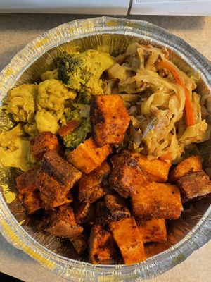 Ginger chicken, sweet potatoes, curry mixed vegetables  at Ninth Square Market Caribbean Style in New Haven