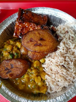 Jerk tofu, plantains, curried chickpeas and rice at Ninth Square Market Caribbean Style in New Haven