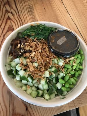 Build your own bowl at Poké Perfect in Utrecht