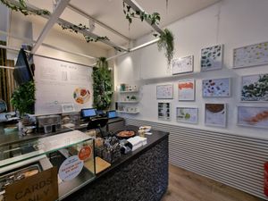 Counter at Poké Perfect in Utrecht