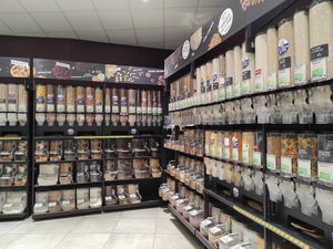 Grains at Biocoop Nantes Republique in Nantes