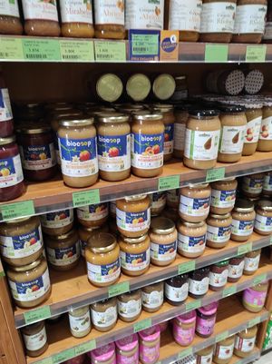 Sauces at Biocoop Nantes Republique in Nantes