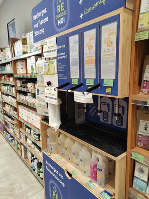 Refill at Biocoop Nantes Republique in Nantes