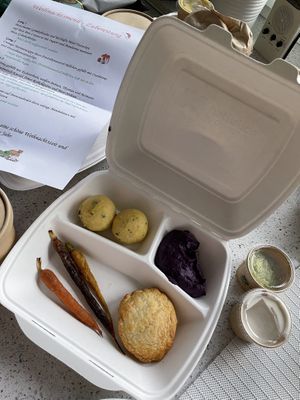 Christmas dinner 2021- main course at Farbenfroh in Essen