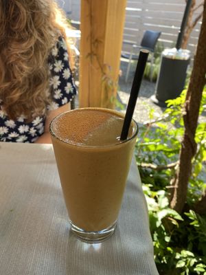 Golden Om at Atlas Cafe in Courtenay