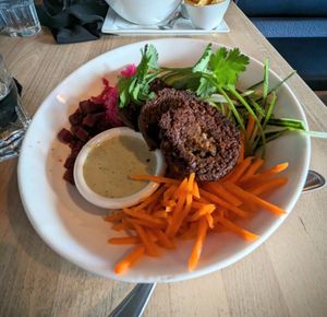  at Atlas Cafe in Courtenay