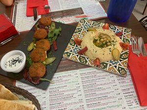 Falafel and hummys at El Rincon de Beirut in Sevilla