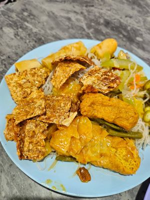 ~ 5/5/24 at Ju Fu Yuan Vegetarian Delight 聚福缘素食 - Blk 162 AMK Ave 4 in Northeast Singapore