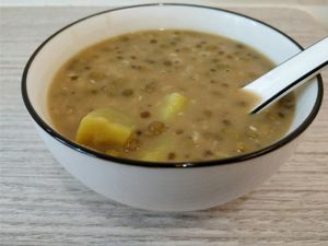 Green bean with sweet potatoes desserts  at Simple Lifestyle Healthy Vegetarian Cafe in Central Singapore