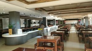 serving area upstairs at Tian He Cai Gen - 天荷菜根 in Quanzhou