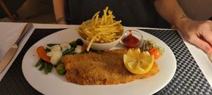 Vegan Cordon Bleu "Mäder" at Laegernstuebli in Boppelsen