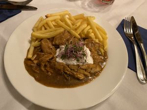 Züri vegan at Laegernstuebli in Boppelsen