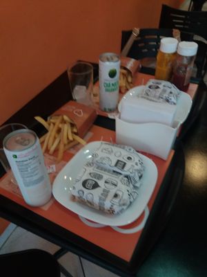 Combo, Not Dog, French Fries and Flavored Tea. at Vegan Heart in Sorocaba