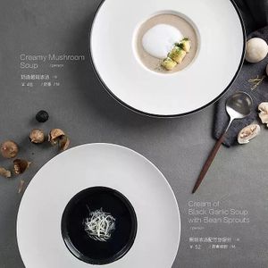 奶油蘑菇浓汤 at Lin's Dining Lounge in Beijing