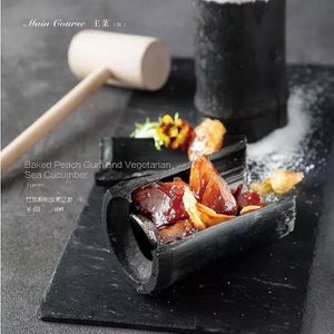 竹炭焗桃胶素辽参 at Lin's Dining Lounge in Beijing