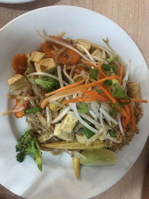 Pad thai tofu and vegetable  at Menu Thai Cuisine in Port Douglas