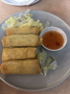 Vegetarian (and vegan) spring rolls  at Menu Thai Cuisine in Port Douglas