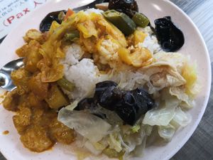 Variety of choices at Lu Ye Yuan 鹿野苑 in Central Singapore