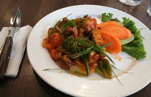 mushrooms and tofu with a spicy sauce
https://www.laventurevegetale.fr/le-nepal/ at French Bakery in Kathmandu