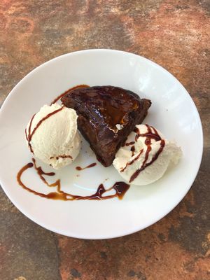Vegan sticky toffee pudding and vegan ice cream  at The Corra Linn in Salou