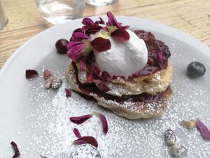 Vegan pancakes with berries at Where The Pancakes Are in South East London