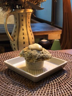 Lemon poppy seed muffin at NY Muffin in Tokyo