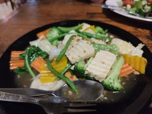 Mixed Vegetable Tofu at Blue Diamond in Chiang Mai
