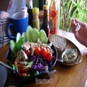 Organic salad at Blue Diamond in Chiang Mai