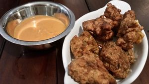pakora and tomato dip at Mangla's Spice of Life in Cardiff