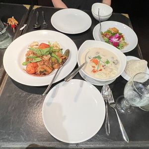 Drunken noodles, Tom kha, cashew tofu, coconut rice.   at Noi Thai in Honolulu