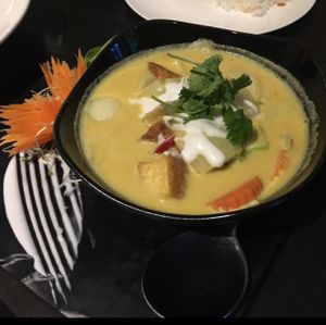 Curry at Noi Thai in Honolulu