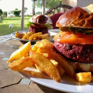 vegan burger at Agroturismo Santblai in Campos