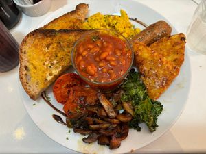 The full vegan breakfast   at Bailgate Deli in Lincoln